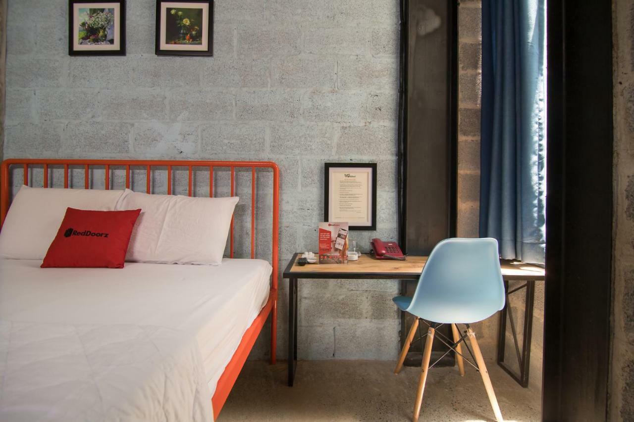 Reddoorz Plus @ Ung Van Khiem Street Ho Chi Minh-byen Eksteriør bilde