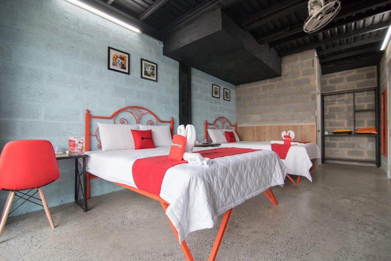 Reddoorz Plus @ Ung Van Khiem Street Ho Chi Minh-byen Eksteriør bilde